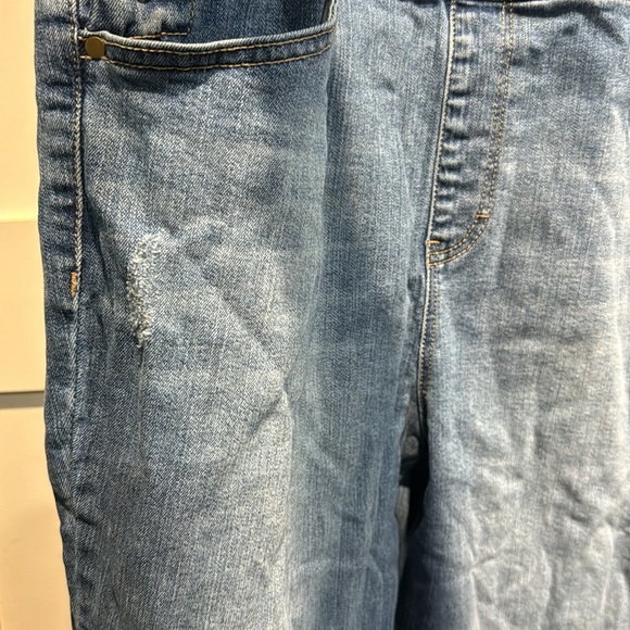 Women’s Skinny Jeans Overalls - Picture 6 of 6